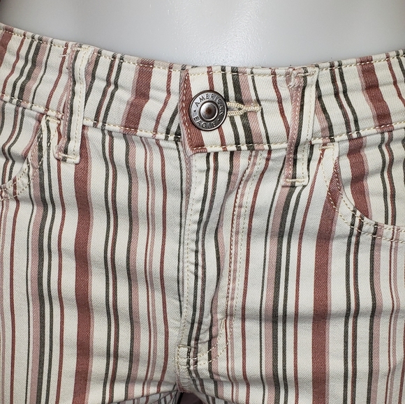 American Eagle jean & Gap jacket combo - Picture 10 of 16